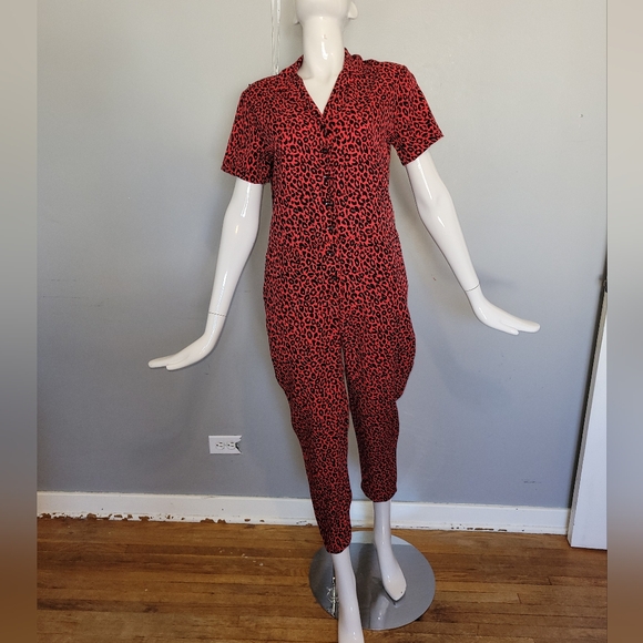 Smash and Tess Roxy Romper in Roaring Red, VGUC, Size XXS (fits big) - Picture 3 of 8